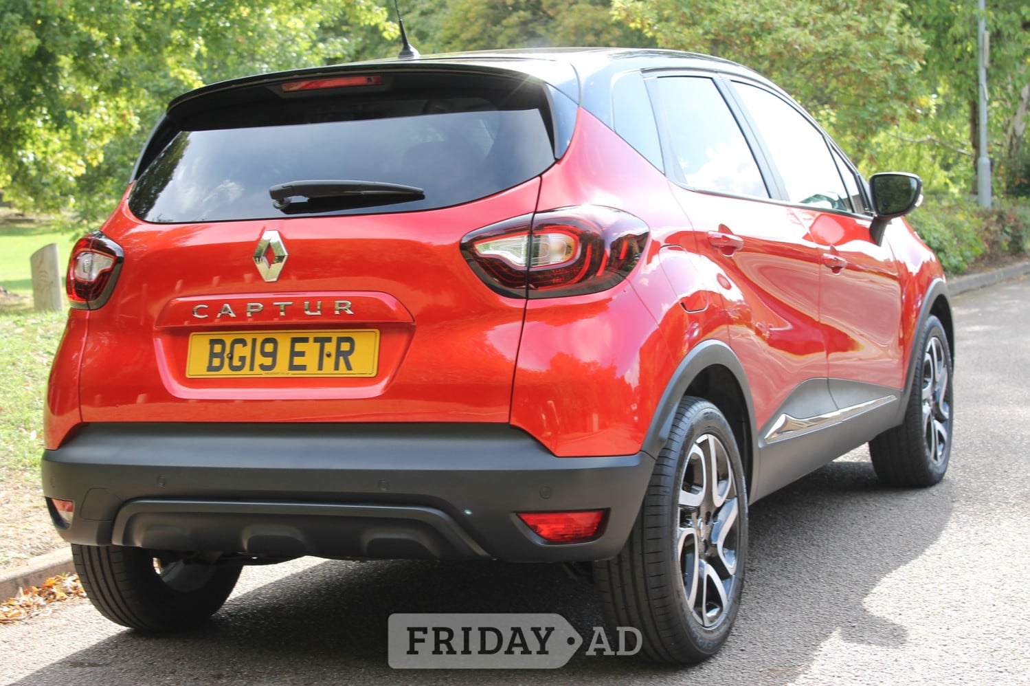 Renault Captur 2019 - Cars in Northampton