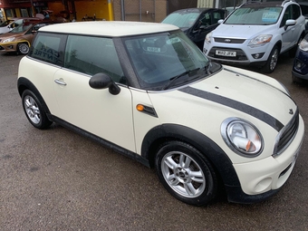 Mini Hatch 2013