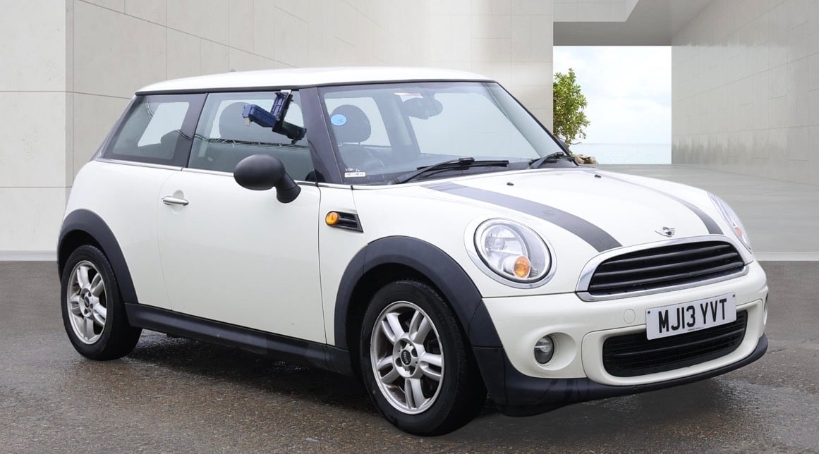 Mini Hatch 2013 in Hengoed