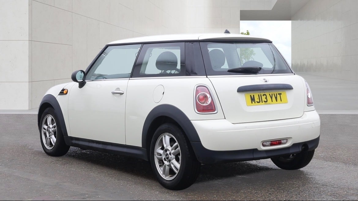 Mini Hatch 2013 - Cars in Hengoed