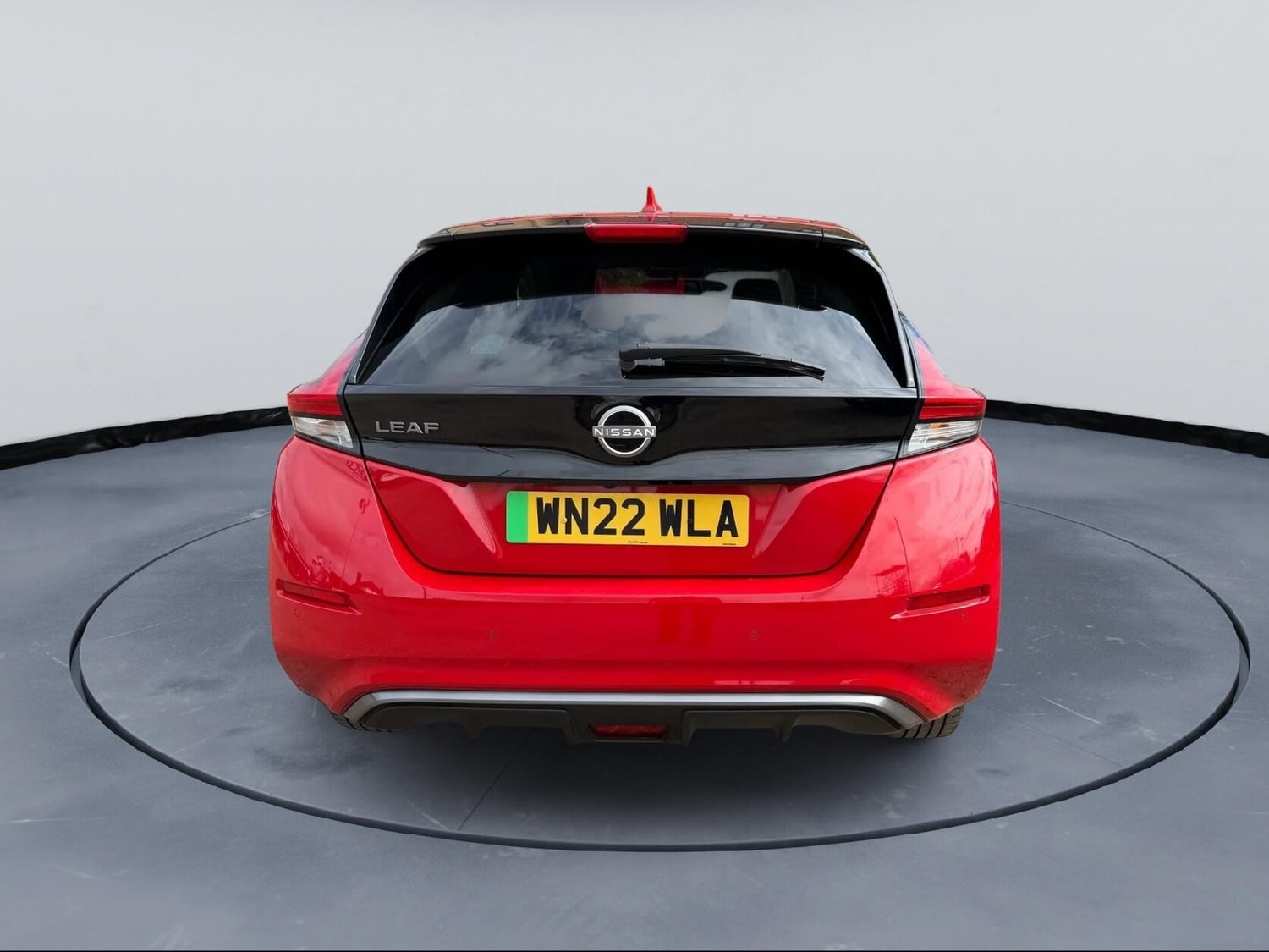 Nissan LEAF 2022 - Cars in Ealing