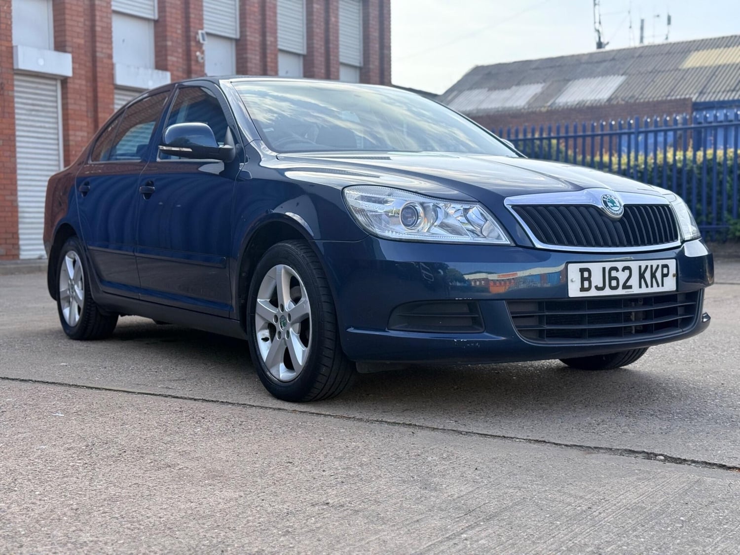 Skoda Octavia 2012 - Cars
