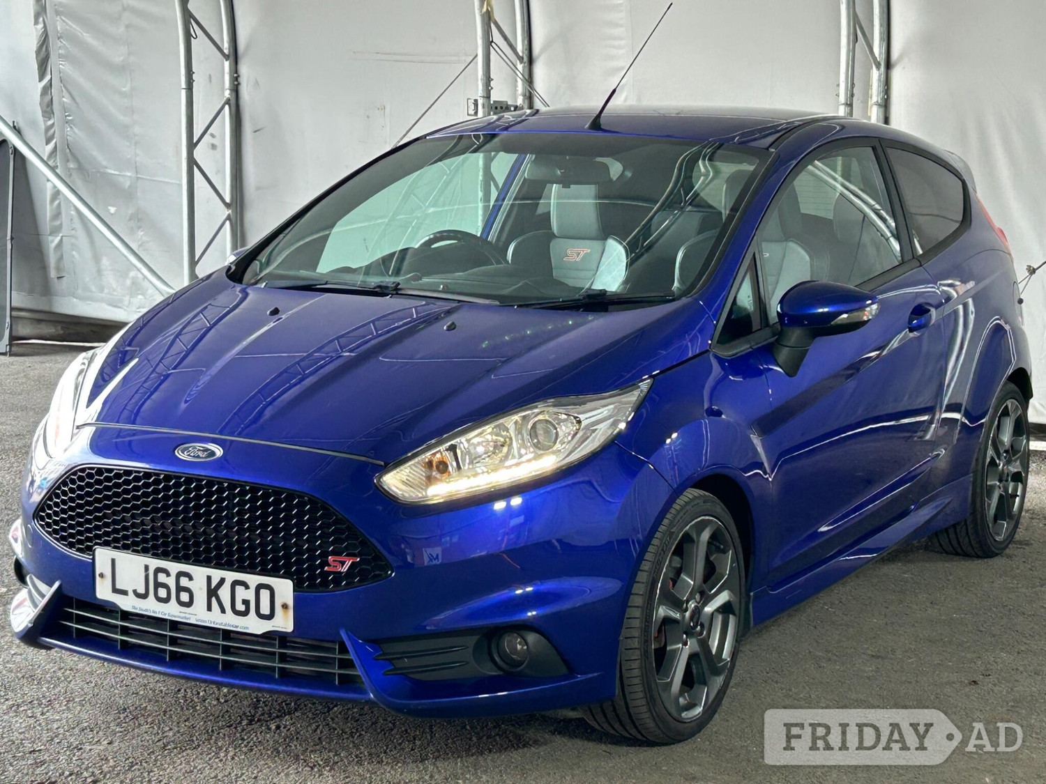 [ berth ]Ford Fiesta