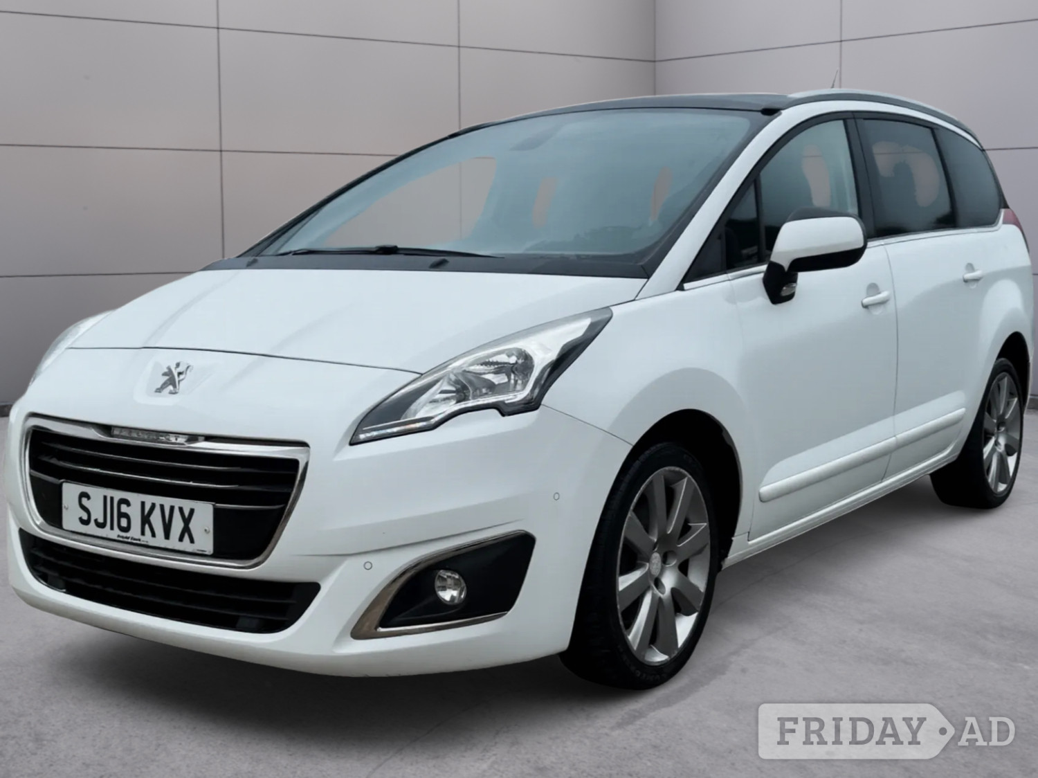 [ berth ]Peugeot 5008