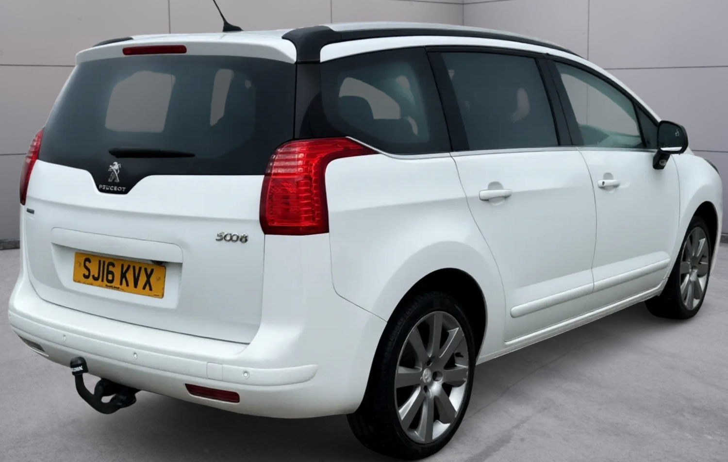 Peugeot 5008 2016 - Cars