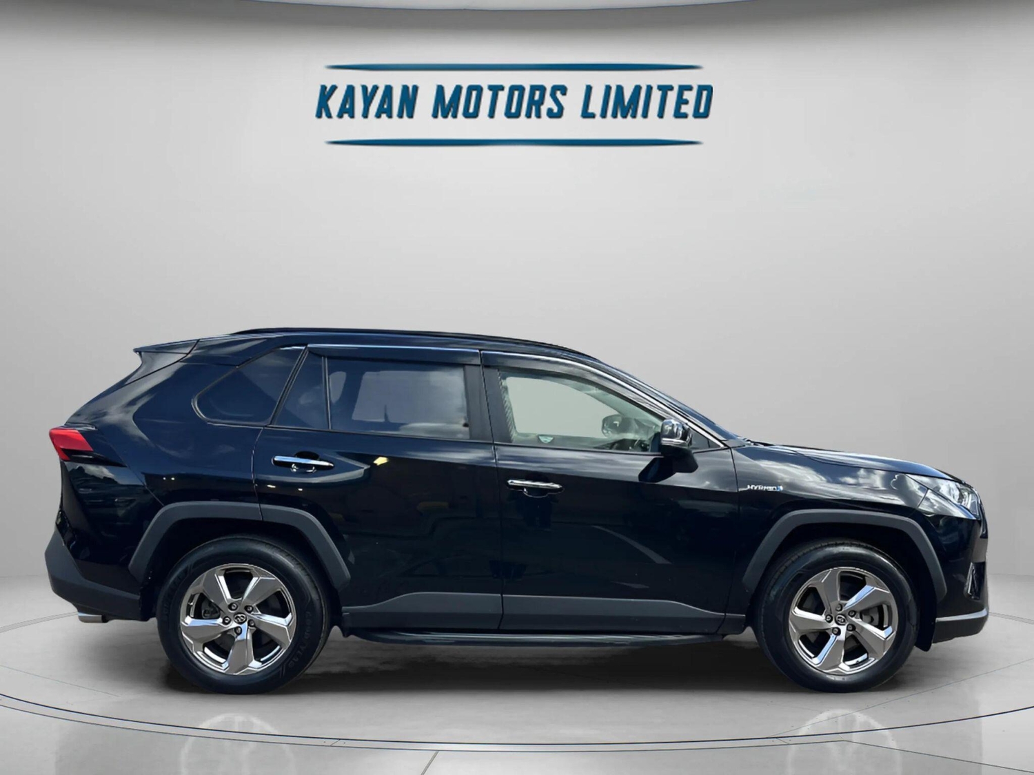 Toyota RAV4 2019 - Cars in Kensington