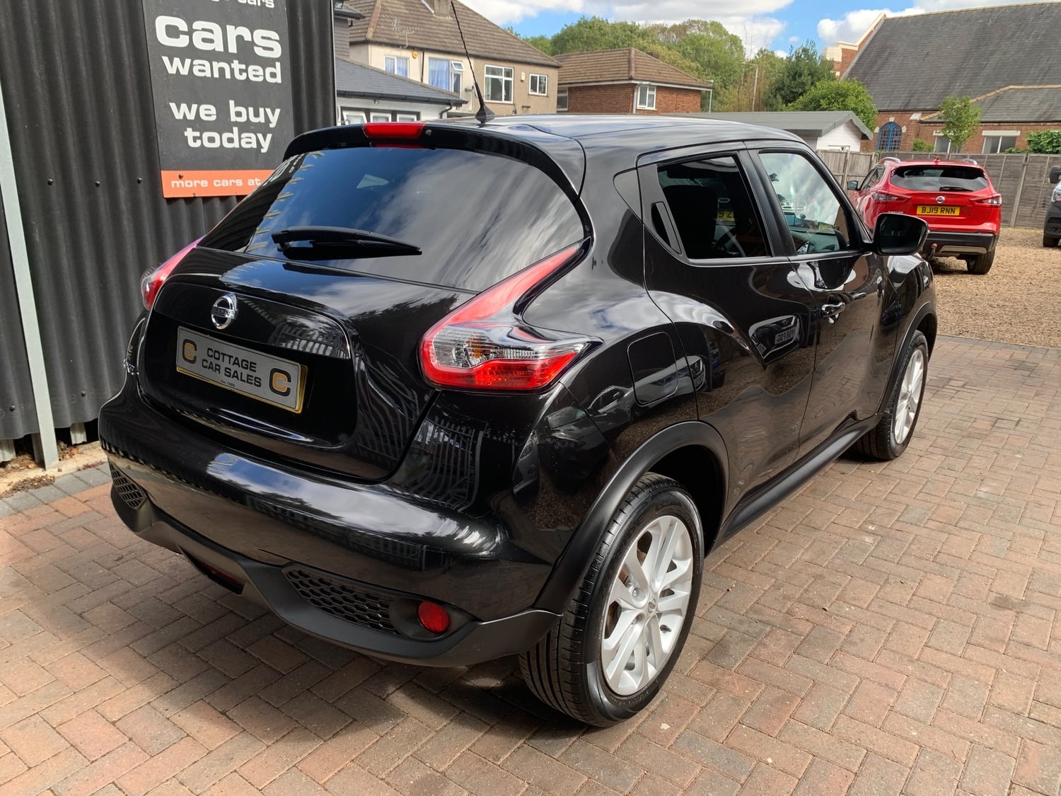 Nissan Juke 2018 - Cars in Hayes