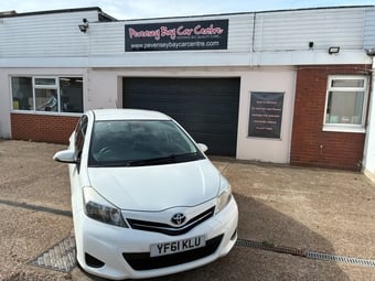 Toyota Yaris 2012