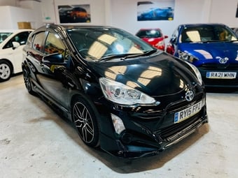 Toyota Aqua 2015
