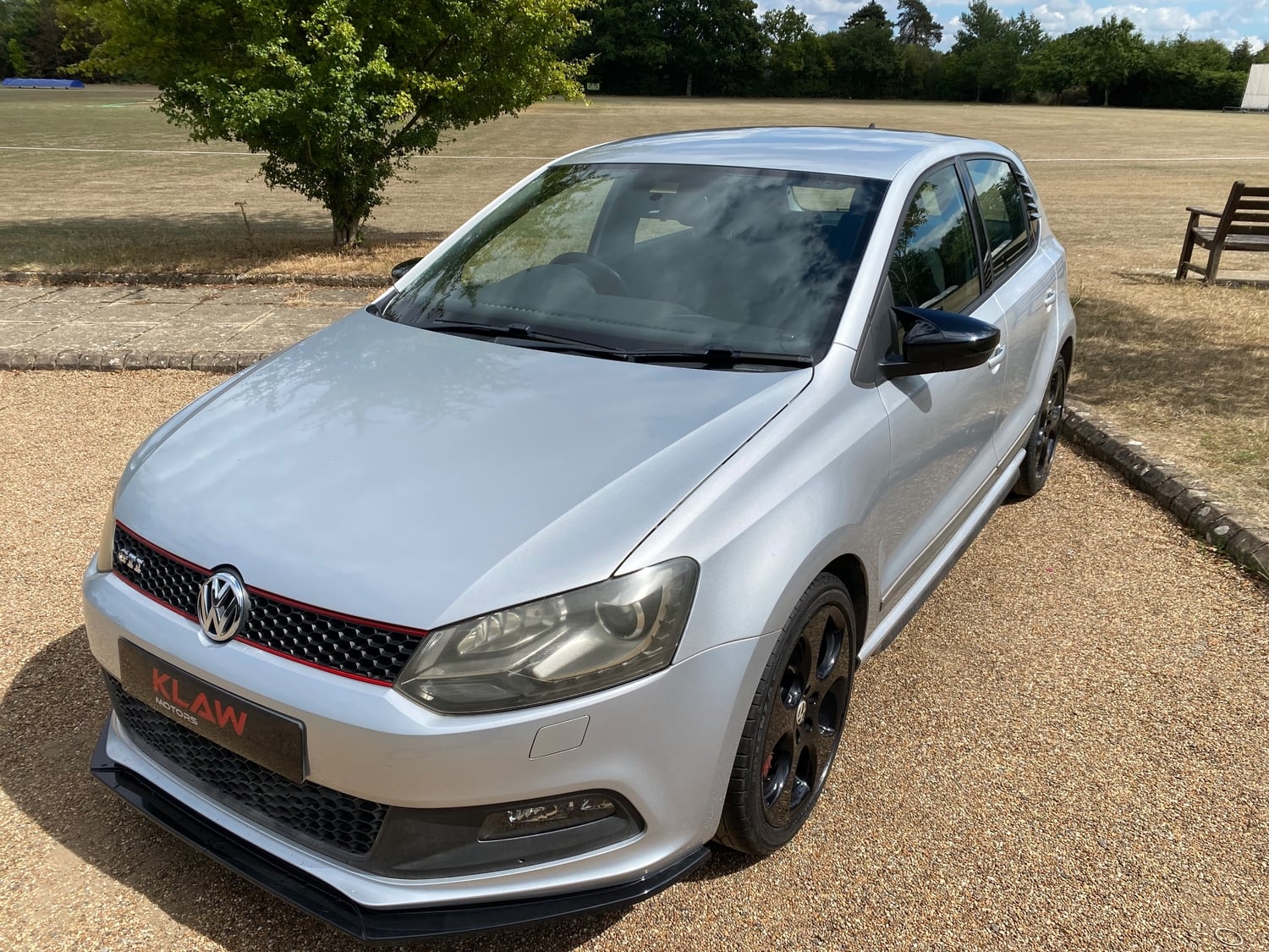 [ berth ]Volkswagen Polo