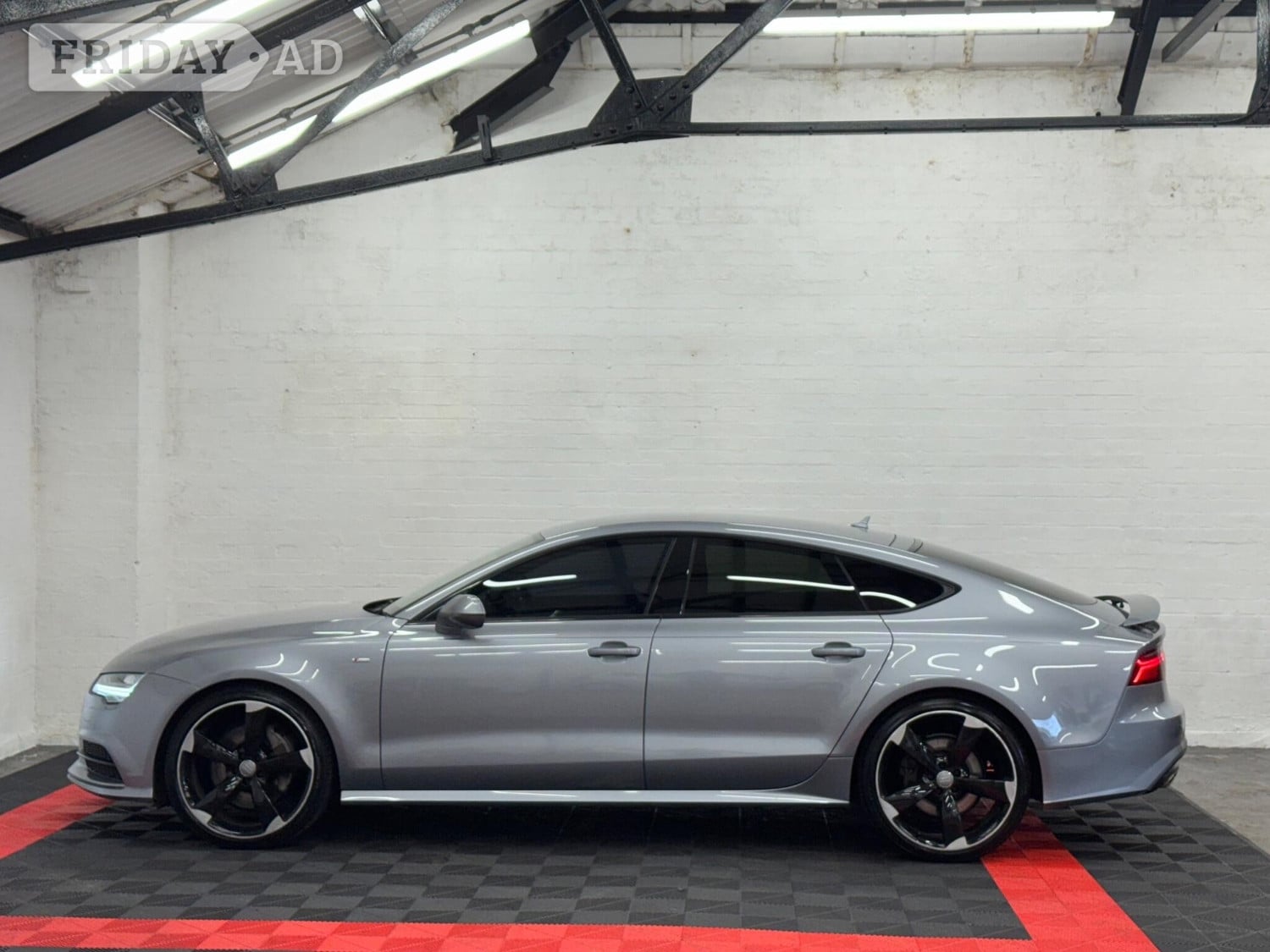 [ berth ]Audi A7