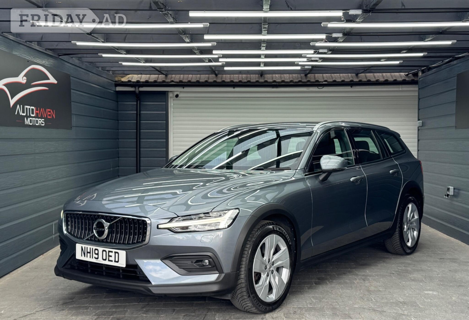 Volvo V60 2019 - Cars in High Wycombe