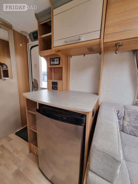 [2 berth ]Coachman VIP 460/2