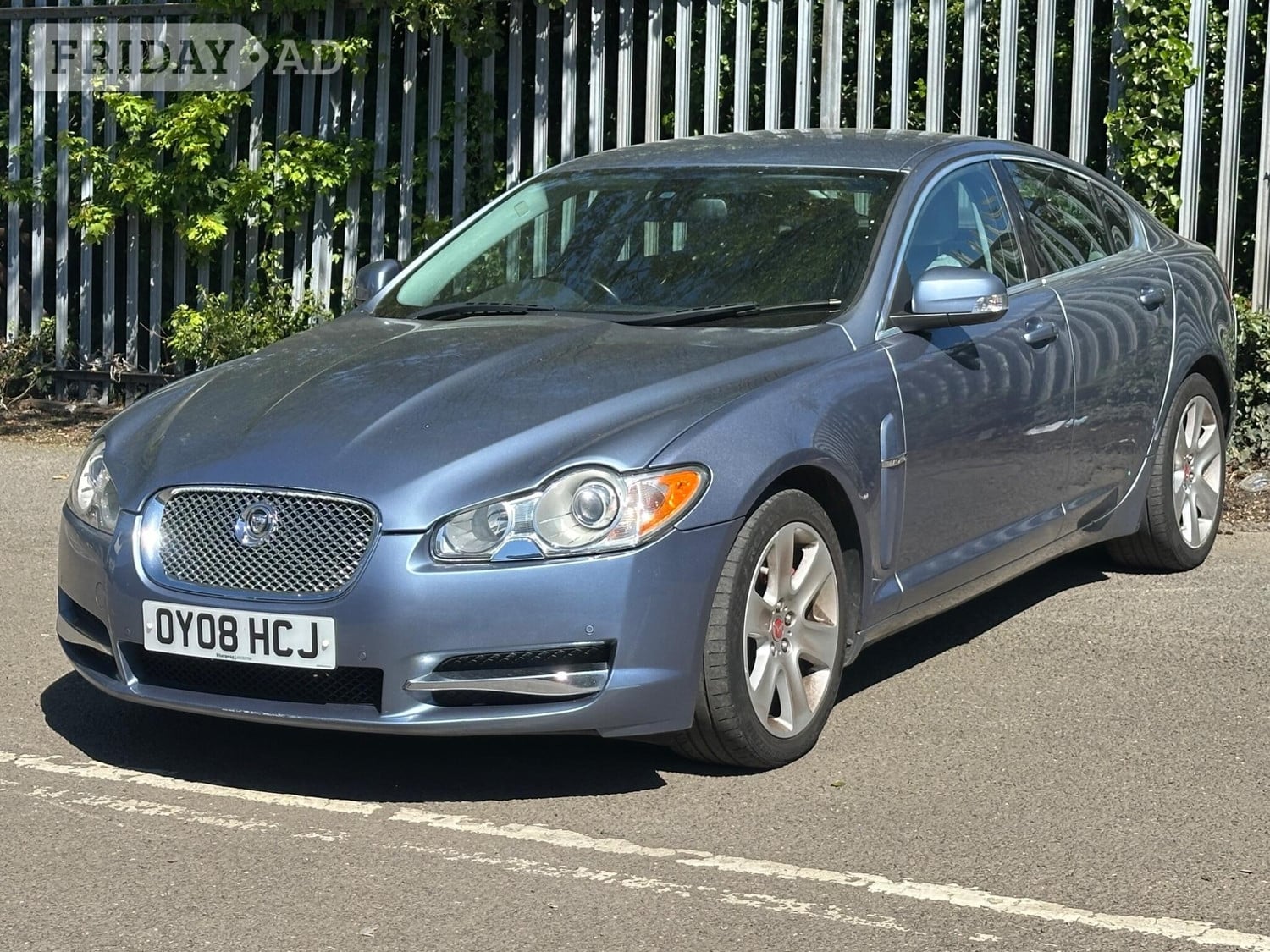 [ berth ]Jaguar XF