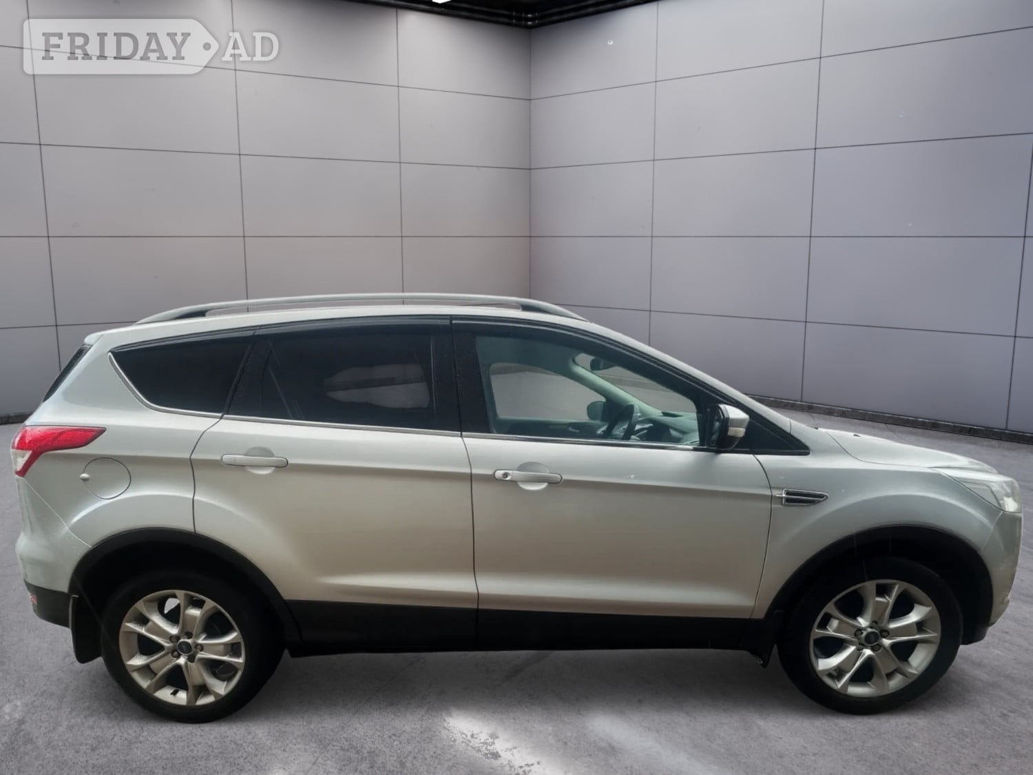 Ford Kuga 2015 - Cars in Broxburn