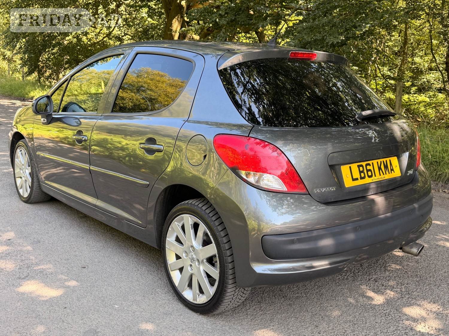 Peugeot 207 2012 - Cars