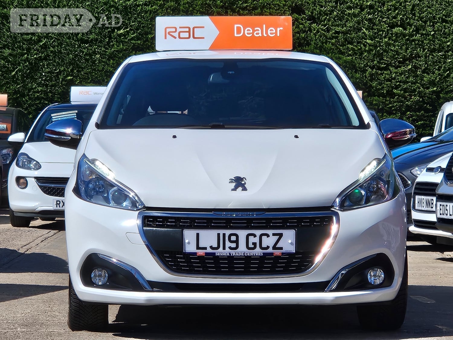 Peugeot 208 2019 - Cars in Eastbourne