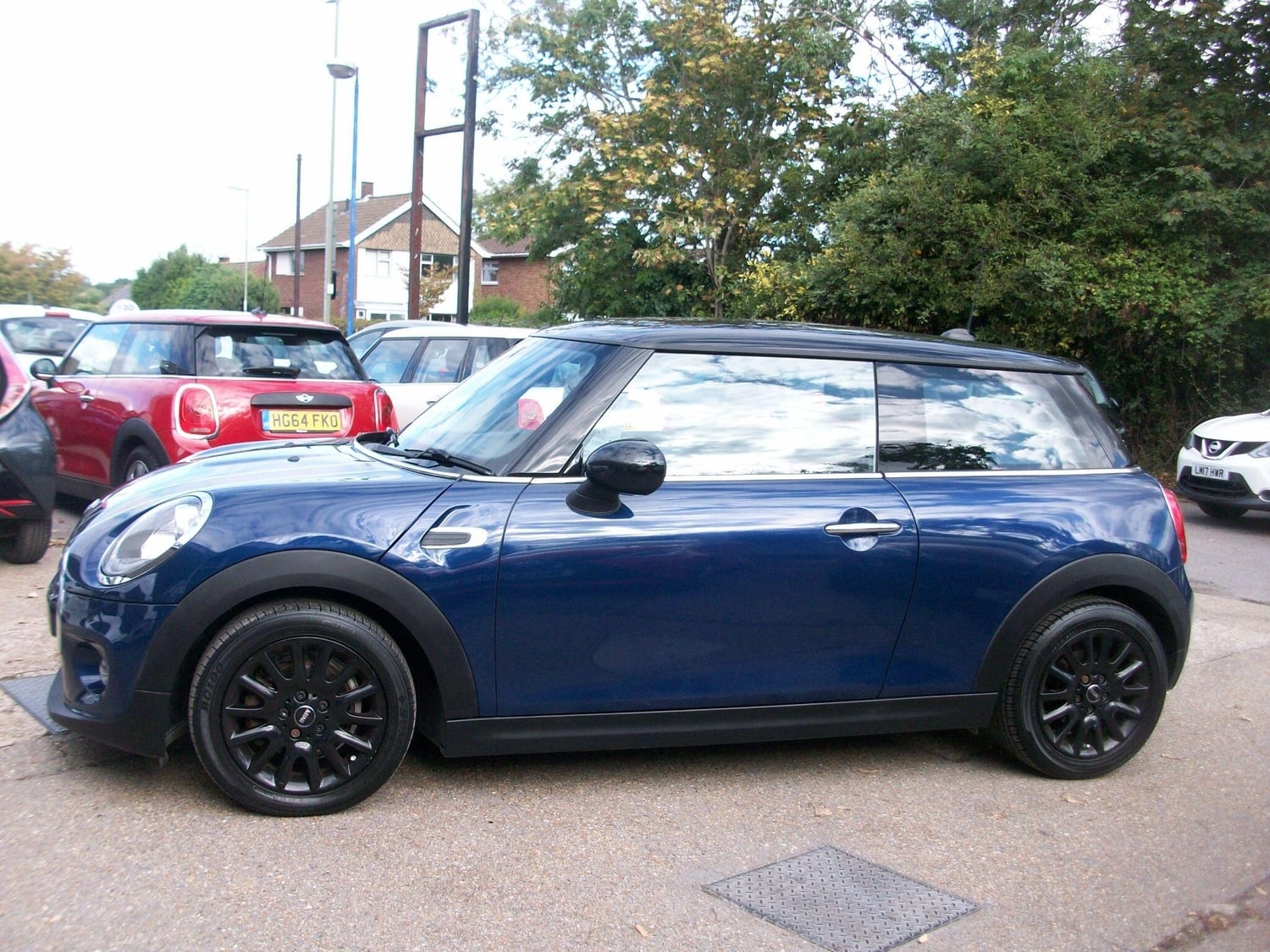 Mini Hatch 2016 - Cars in Eastleigh