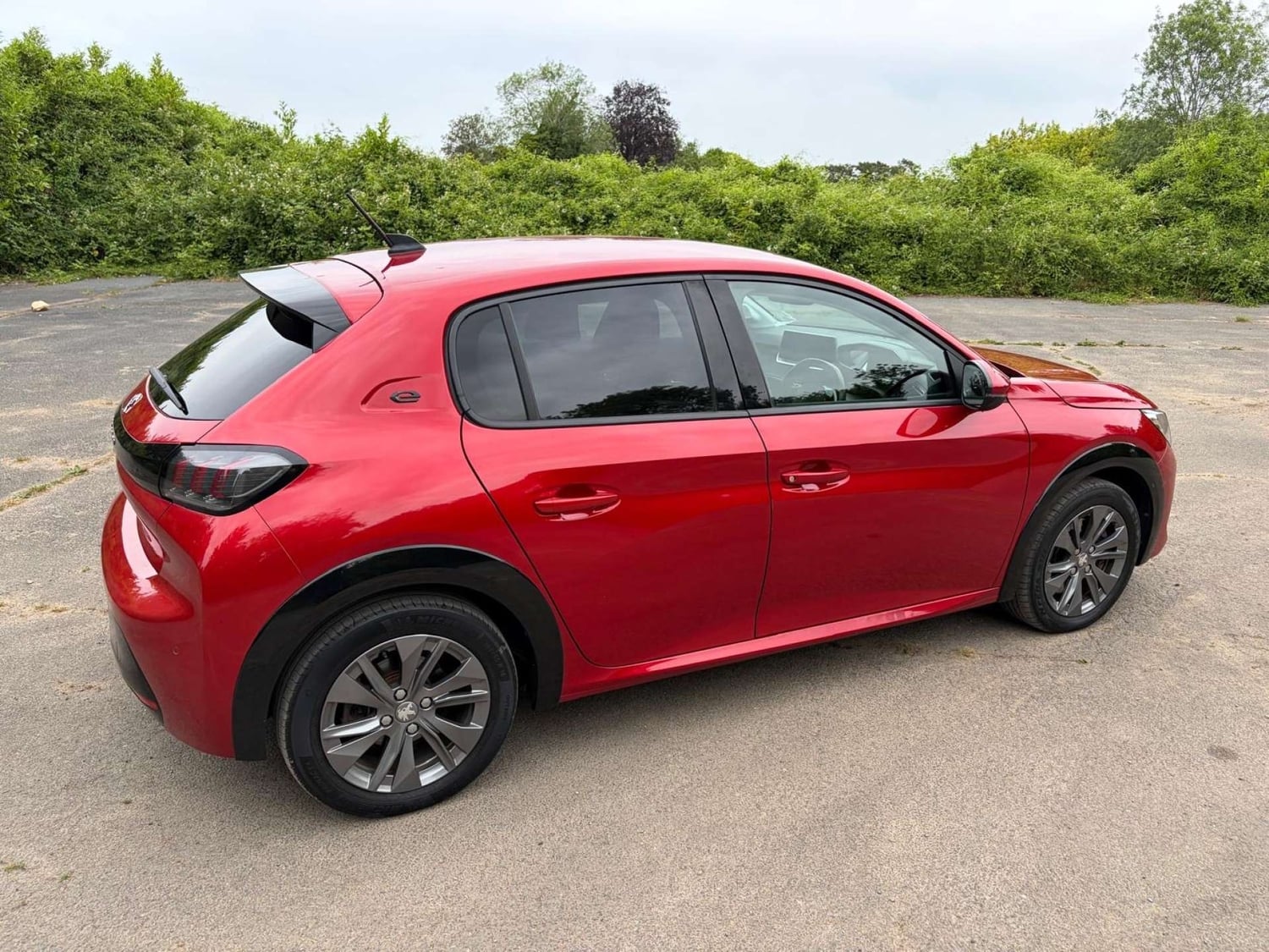 Peugeot 208 2020 - Cars