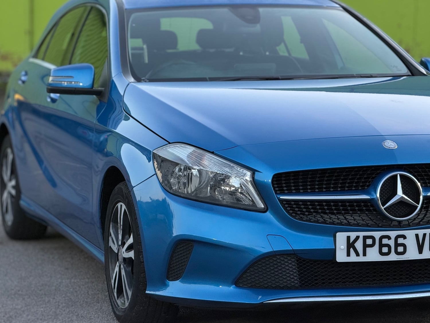 [ berth ]Mercedes-Benz A Class