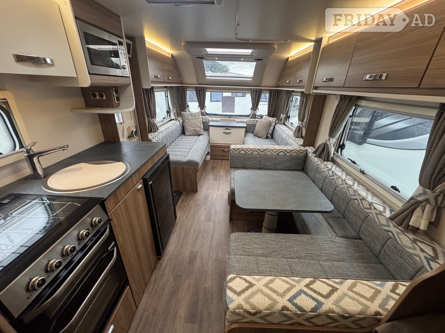 Swift Celebrate Super 6FB 2022 - Motorhomes & Caravans in Thirsk