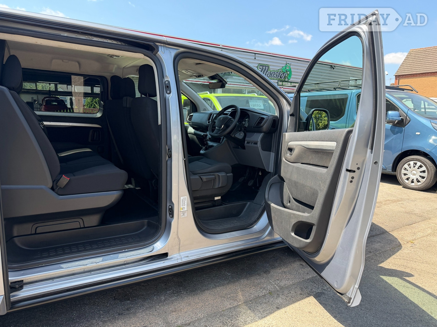 [ berth ]Peugeot Expert