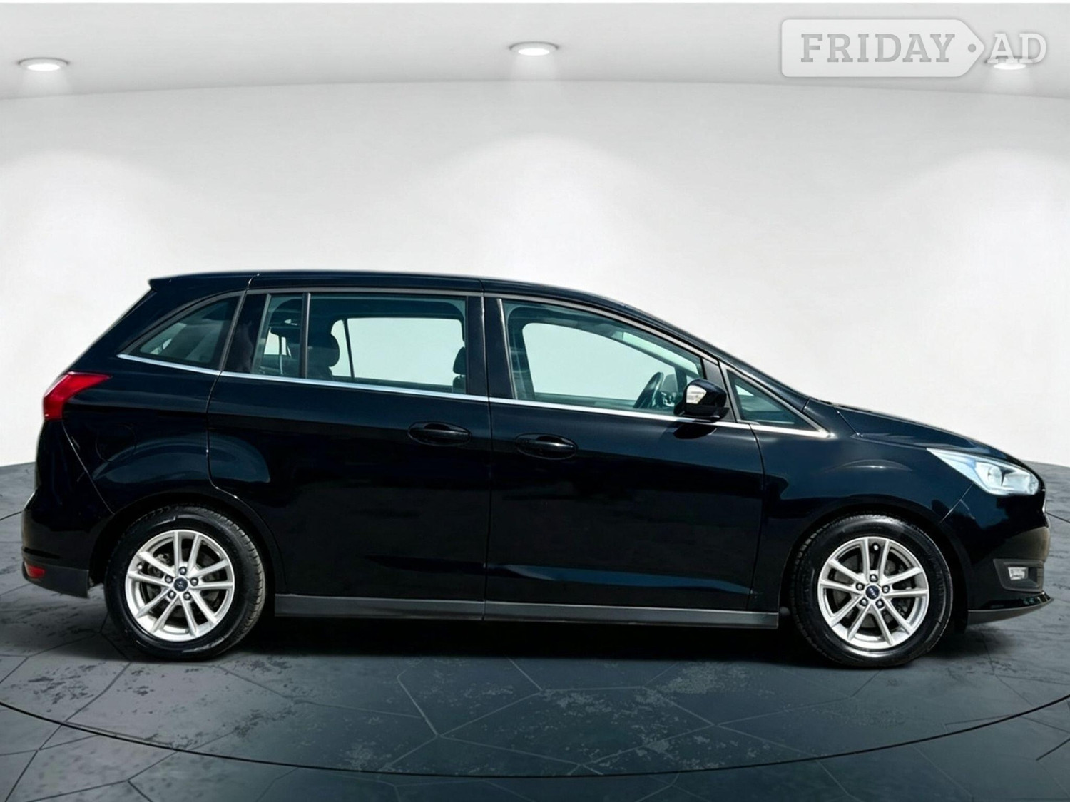 [ berth ]Ford Grand C-MAX