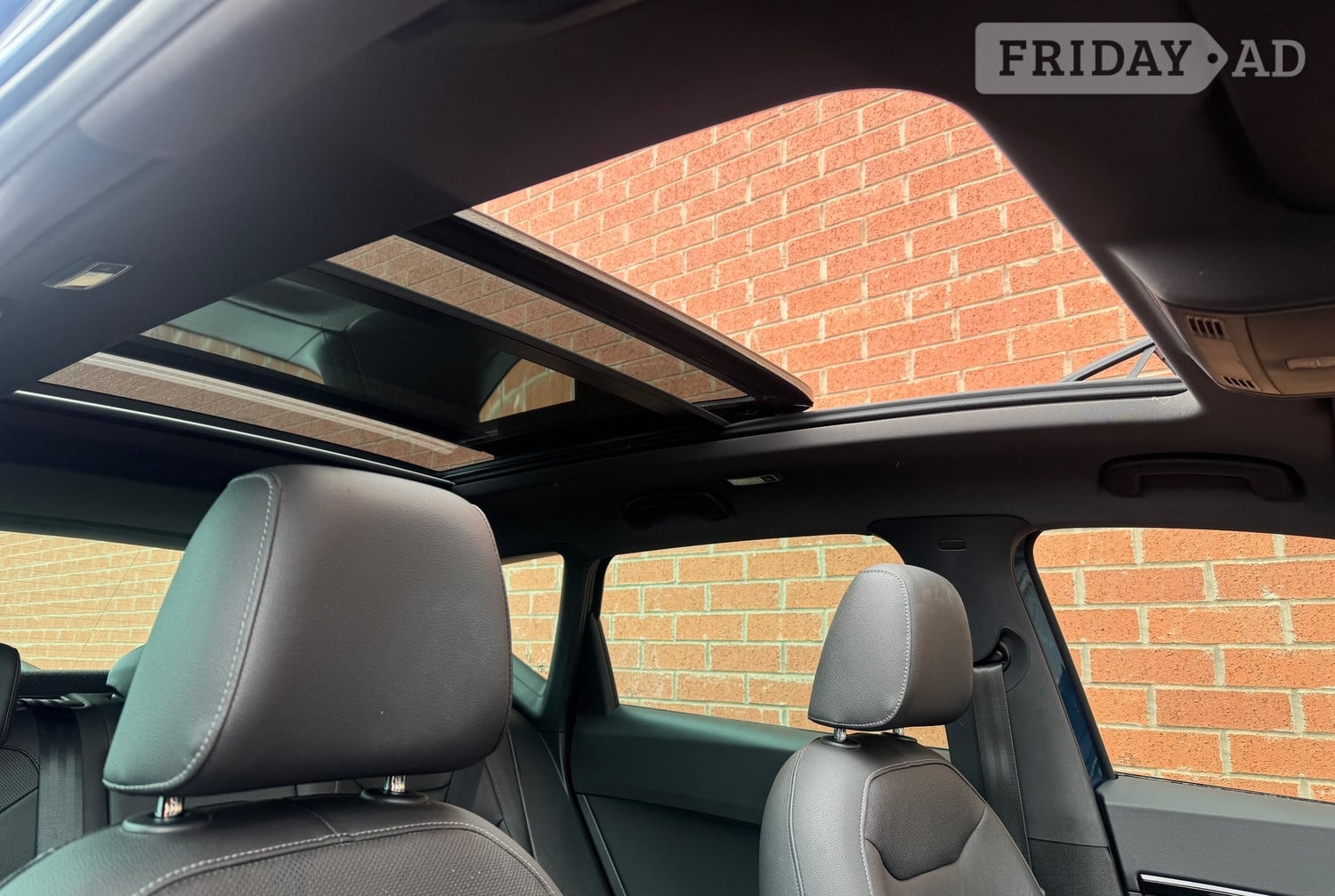 [ berth ]SEAT Ateca