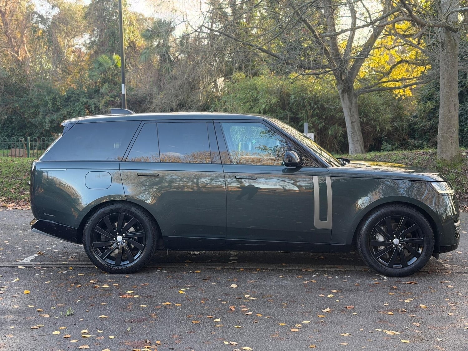 [ berth ]Land Rover Range Rover