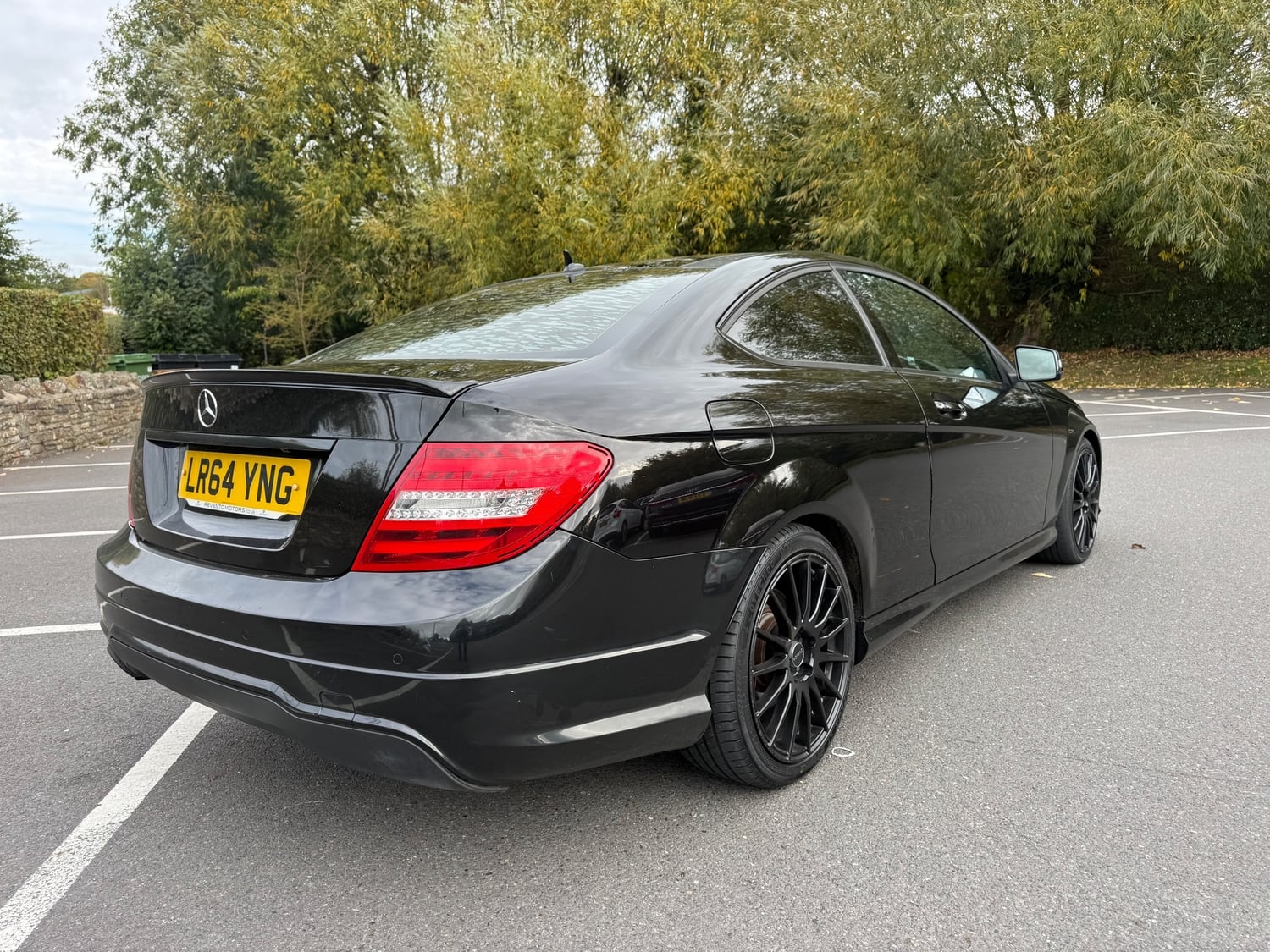 [ berth ]Mercedes-Benz C Class