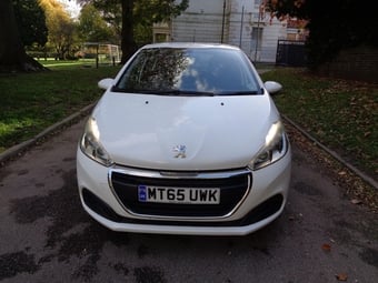 Peugeot 208 2016