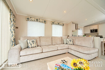 Holiday Home Lodge | Stylish Holiday Living at Abbots Salford 