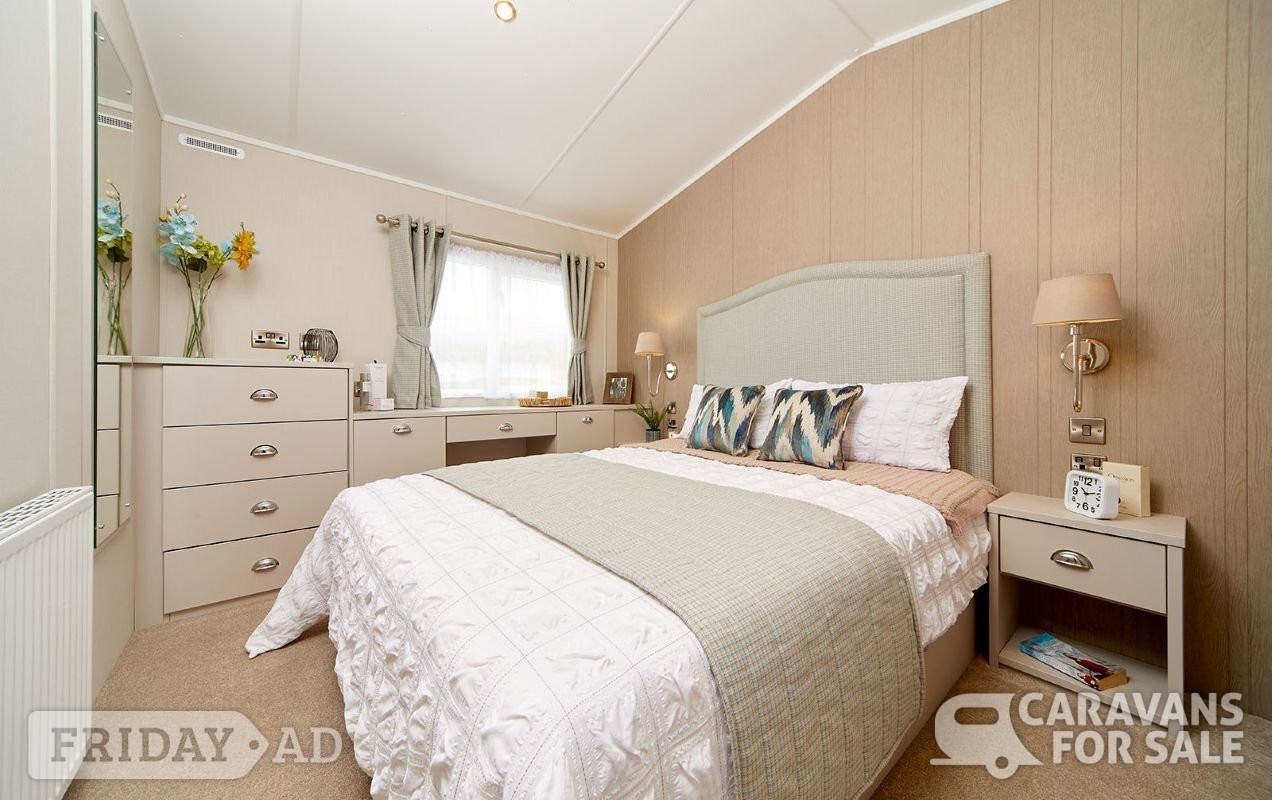 Holiday Home Lodge | Stylish Holiday Living at Abbots Salford 