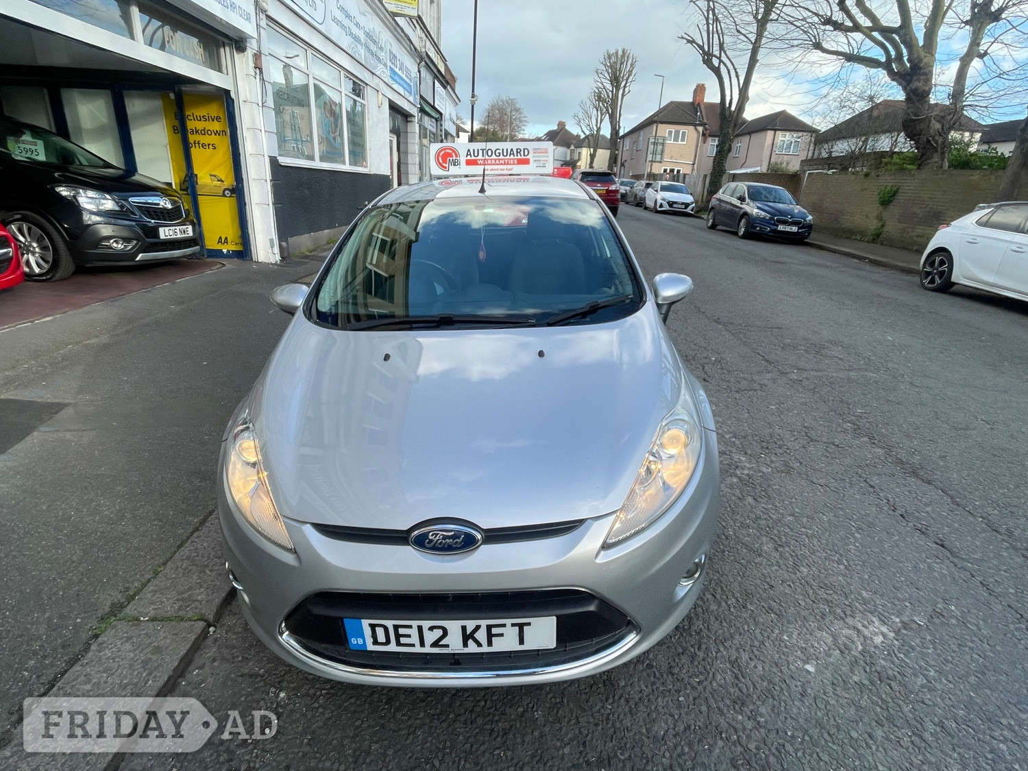 [ berth ]Ford Fiesta