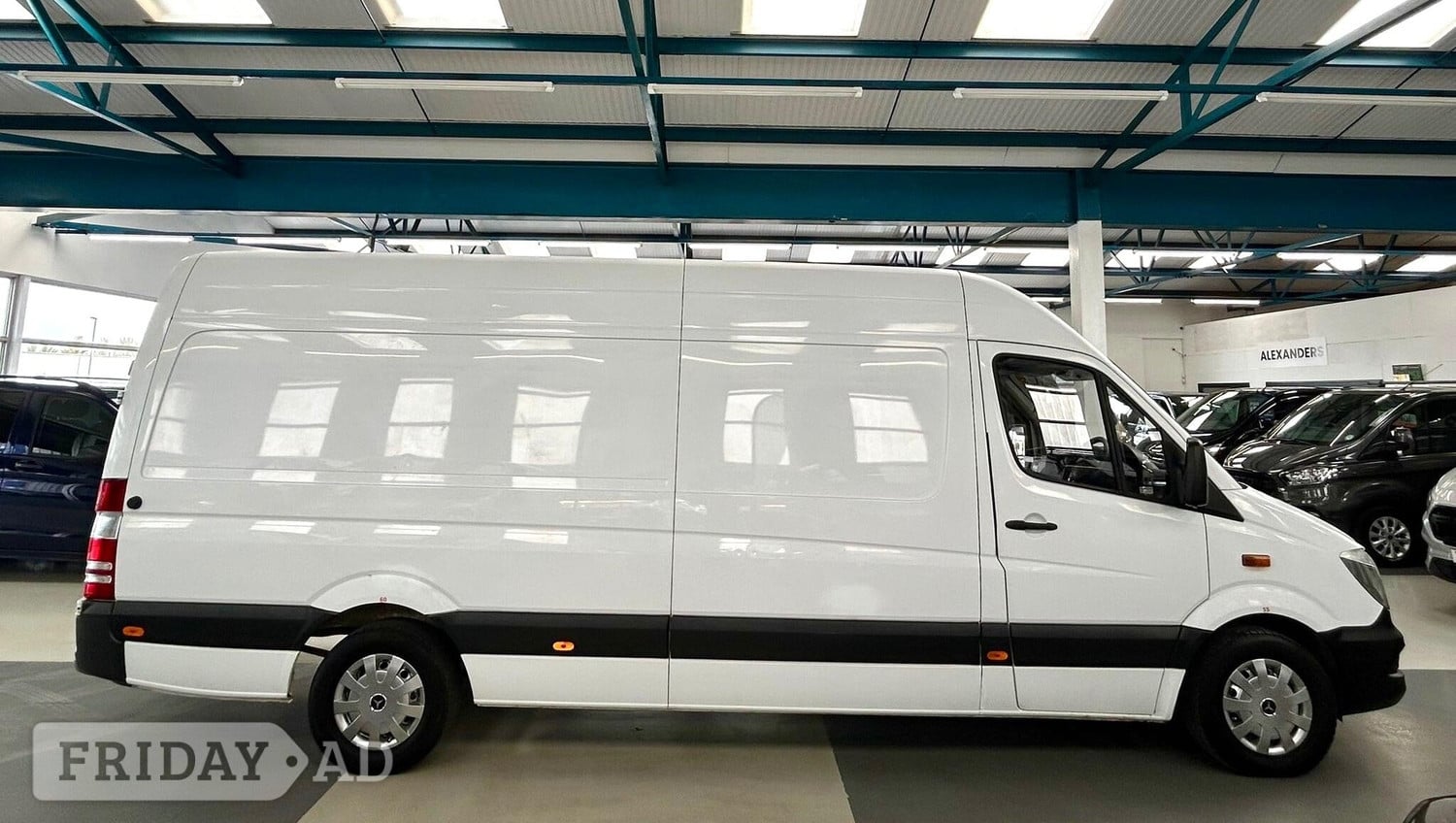 [ berth ]Mercedes-Benz Sprinter
