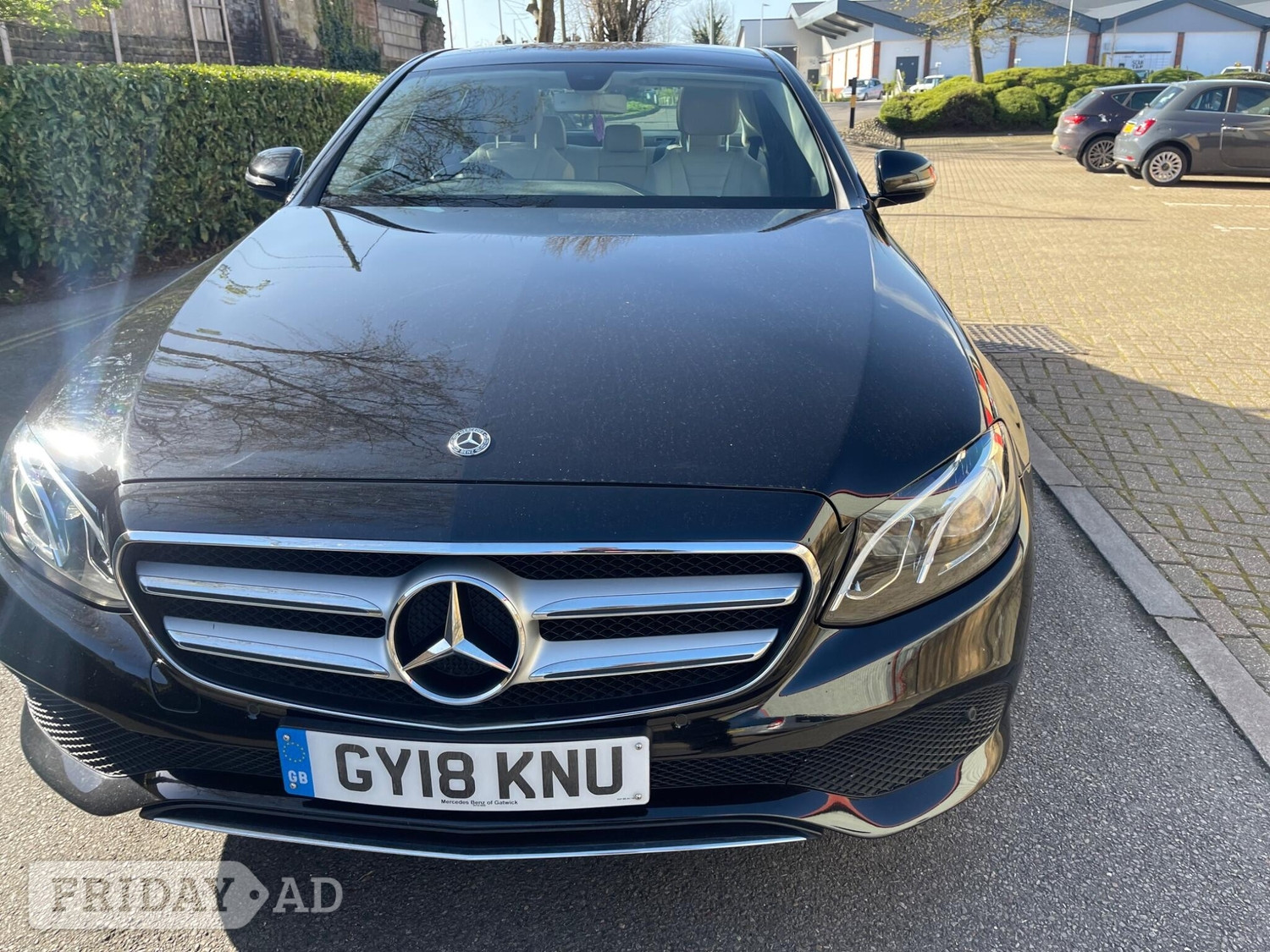 [ berth ]Mercedes-Benz E Class