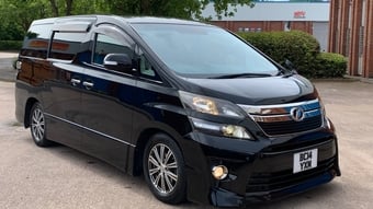 Toyota Vellfire 2014