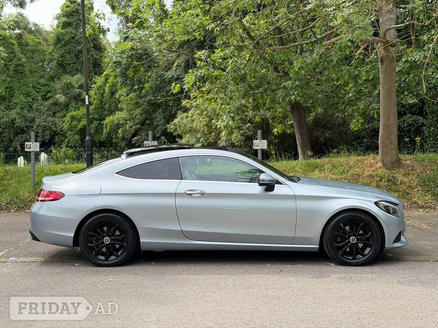 [ berth ]Mercedes-Benz C Class