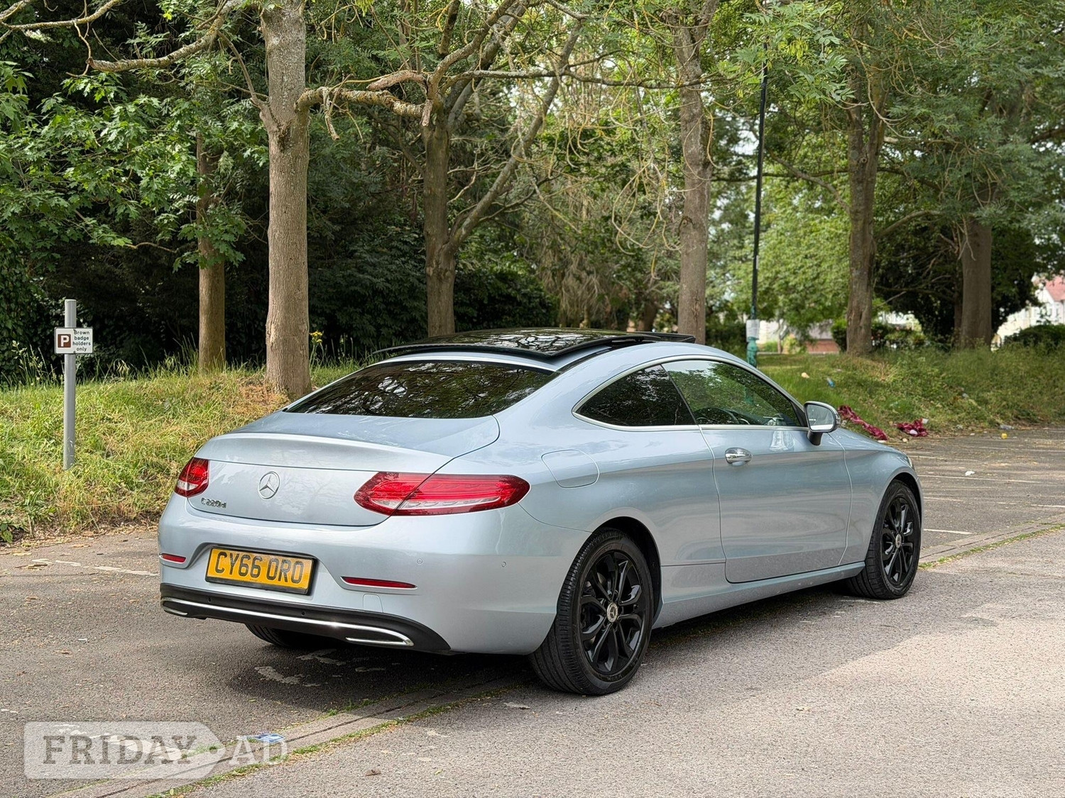 Mercedes-Benz C Class 2016 - Cars in Uxbridge