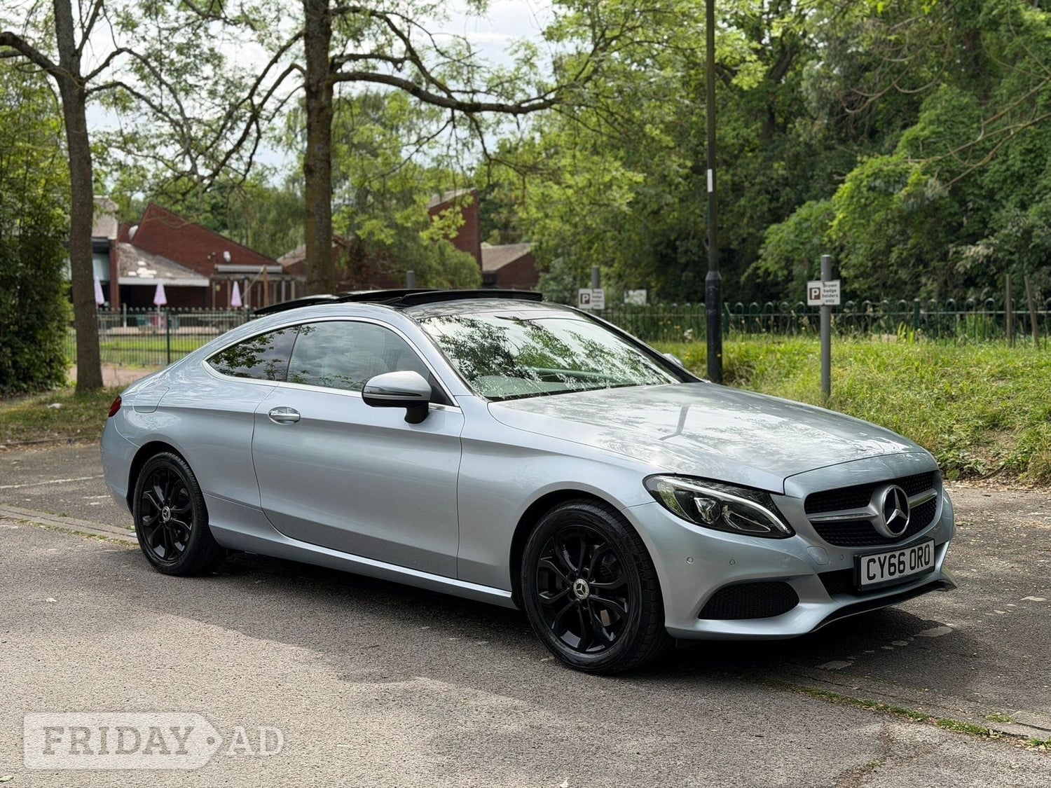 Mercedes-Benz C Class 2016 in Uxbridge