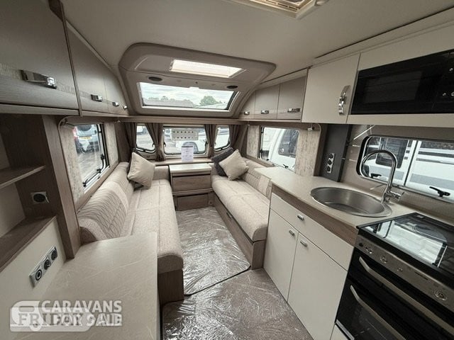 Swift Challenger Exclusive 480 Royston