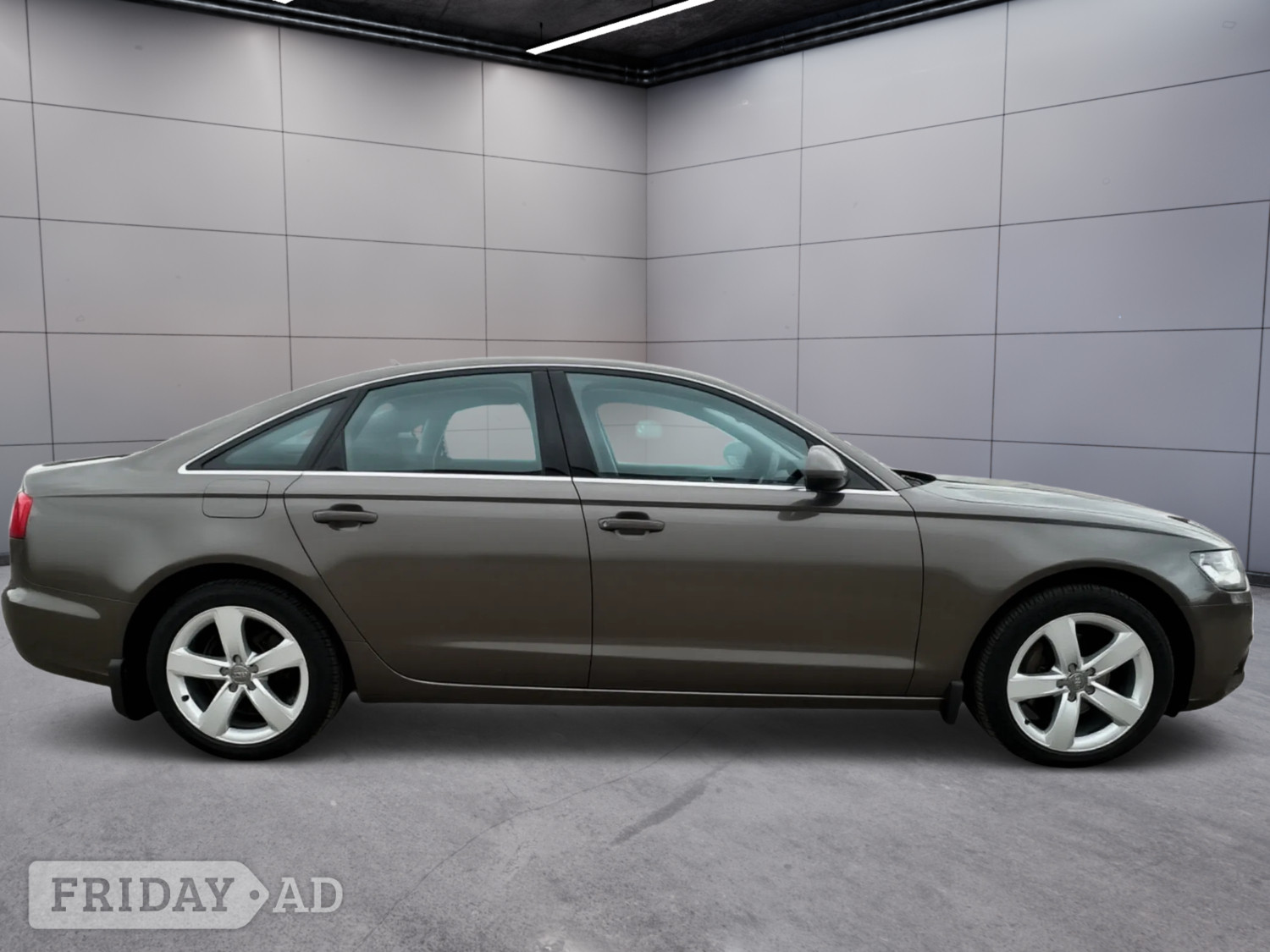 [ berth ]Audi A6 Saloon