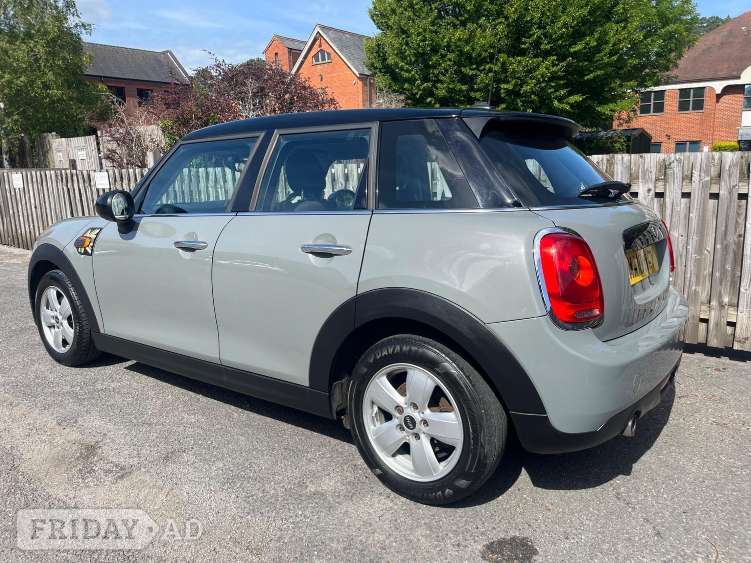 Mini Hatch 2016 - Cars in Fleet