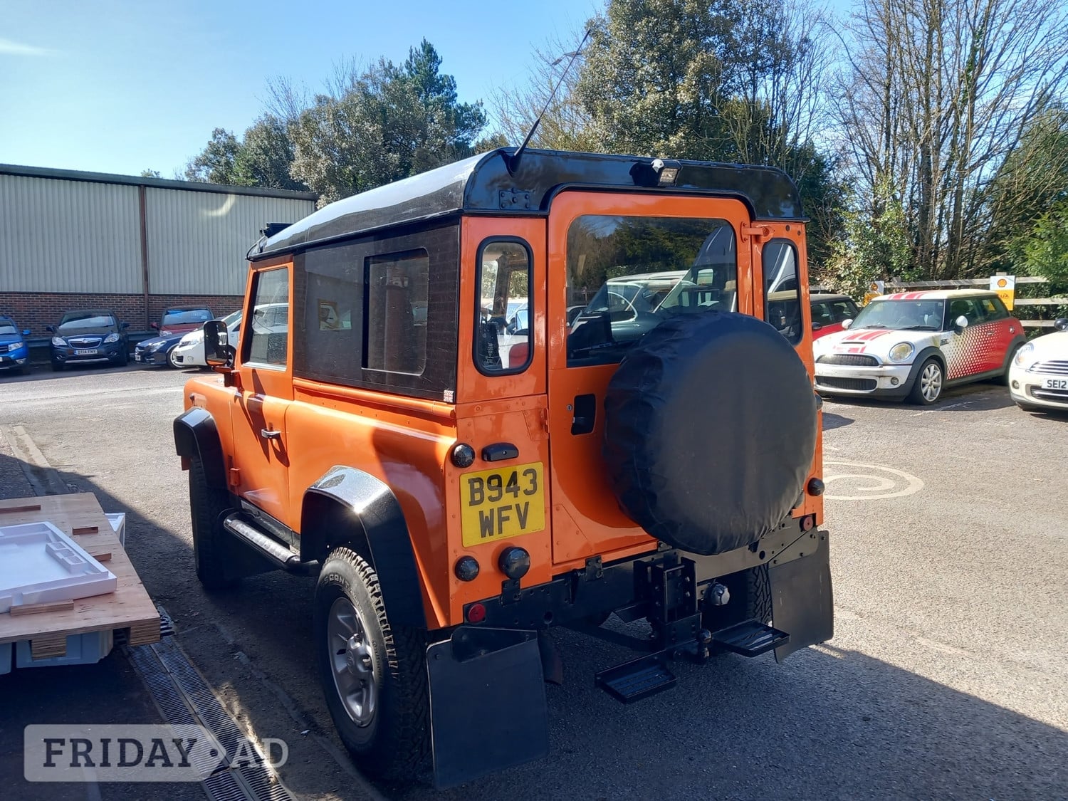 Land Rover Defender 90 1984 - Cars in Waterlooville
