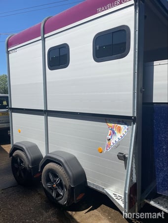 Böckmann Traveller G2  Horse Trailer