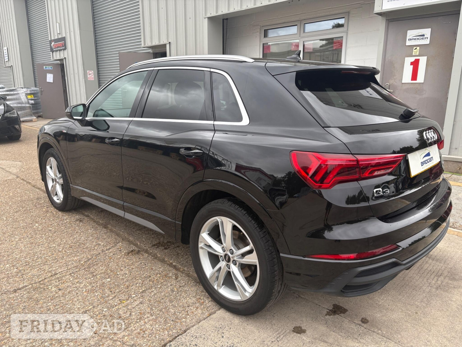 2024 Audi Q3 1.5 TFSI CoD 35 S line S Tronic Euro 6 (s/s) 5dr - Cars