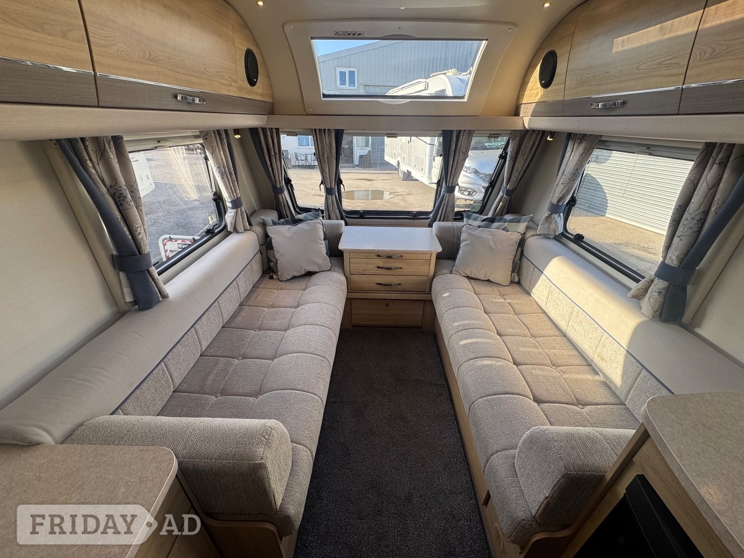 Elddis Chatsworth 2016 - Motorhomes & Caravans