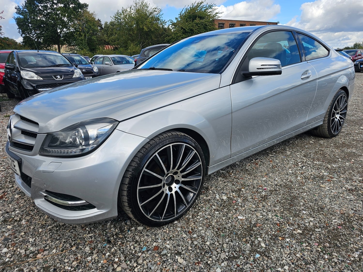 [ berth ]Mercedes-Benz C Class