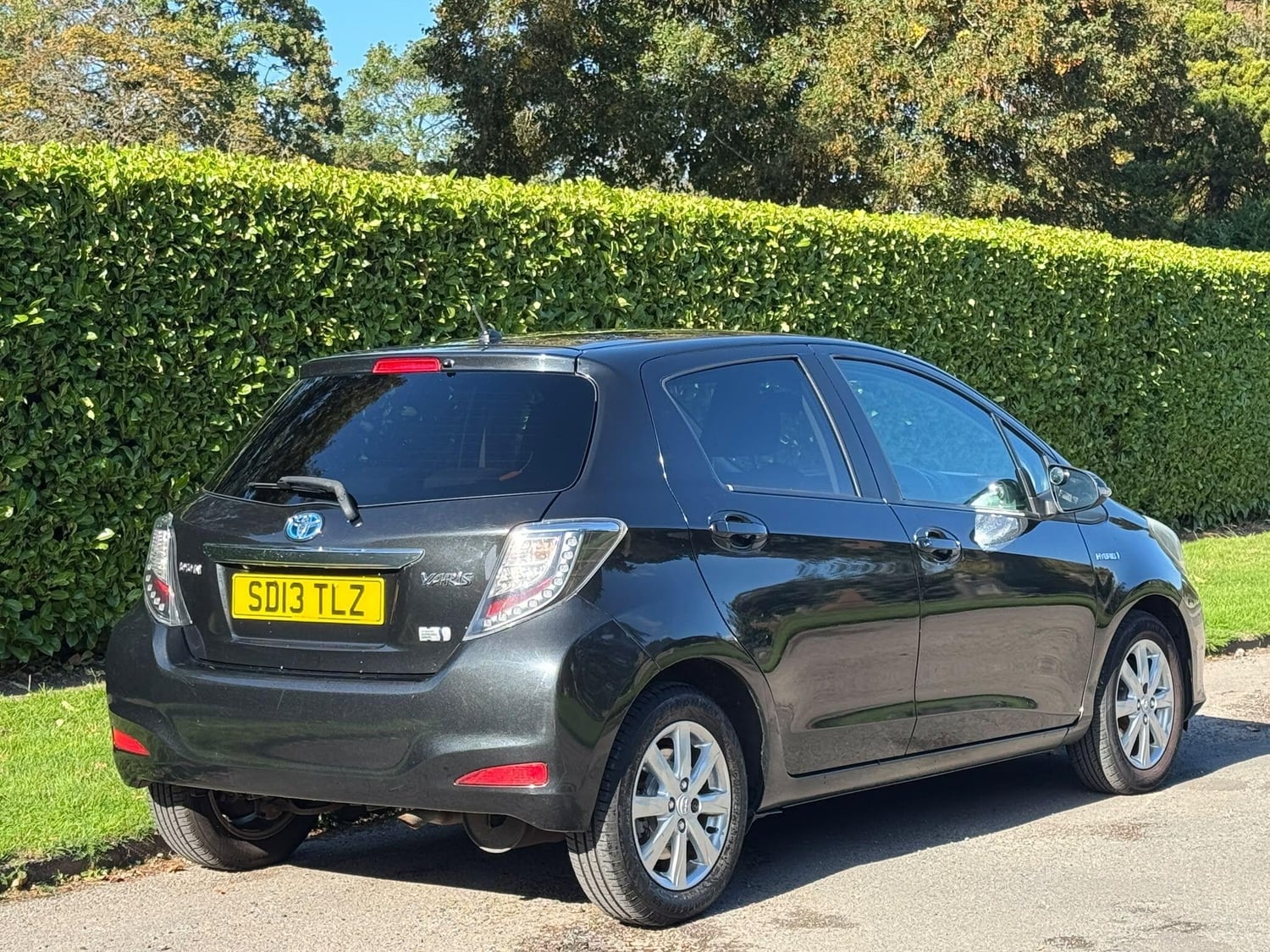 Toyota Yaris 2013 - Cars