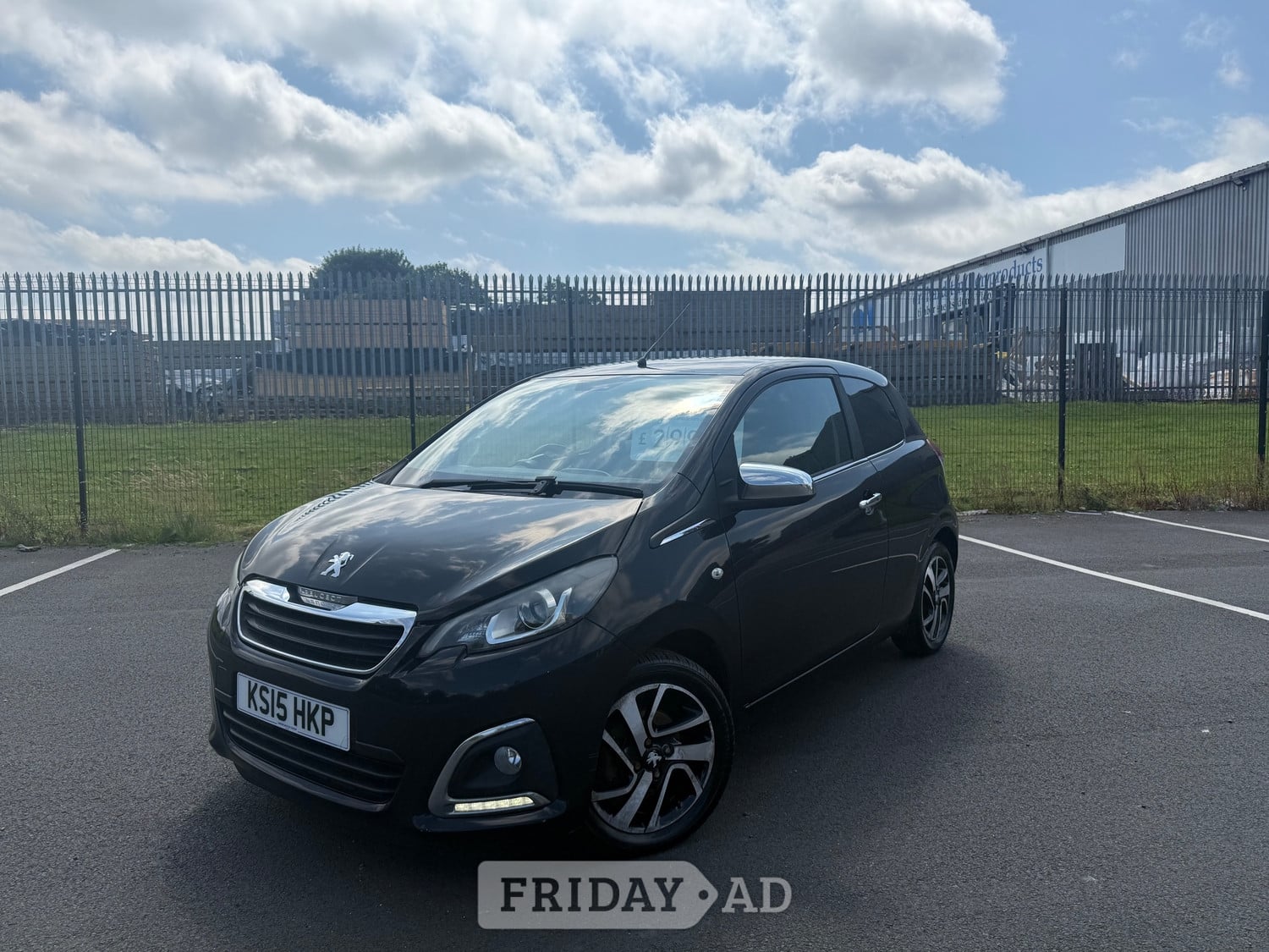 Peugeot 108 2015 in Livingston